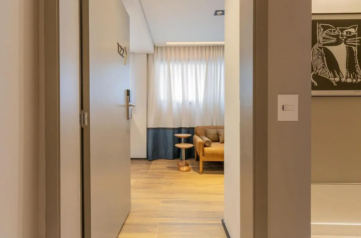Bhomy Paulista - Duas Suites Completas Mr122 Sao Paulo 0*,  Brazil